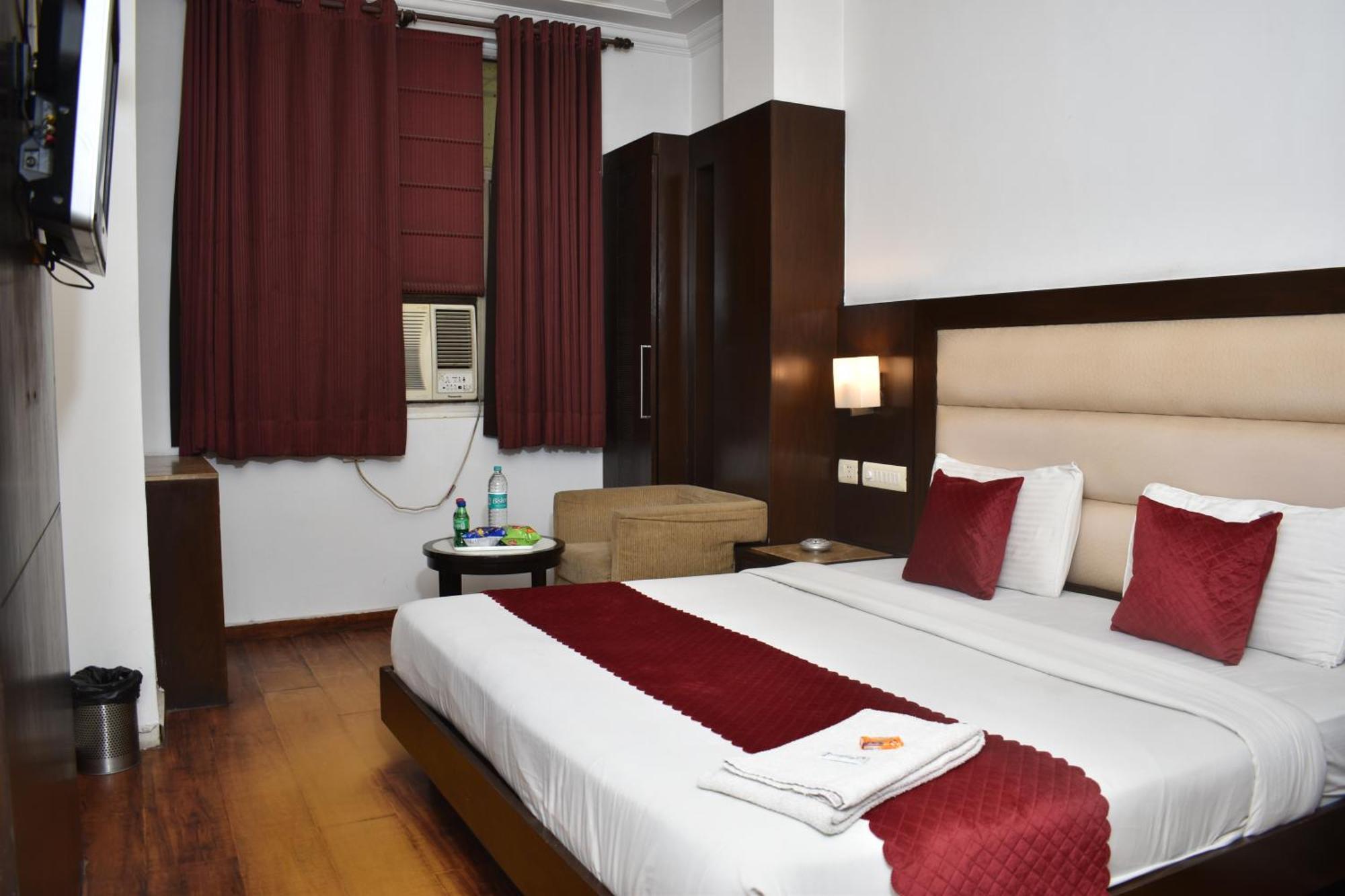 Hotel Chanchal Continental - 02 Mins From New Delhi Railway Station Exterior photo