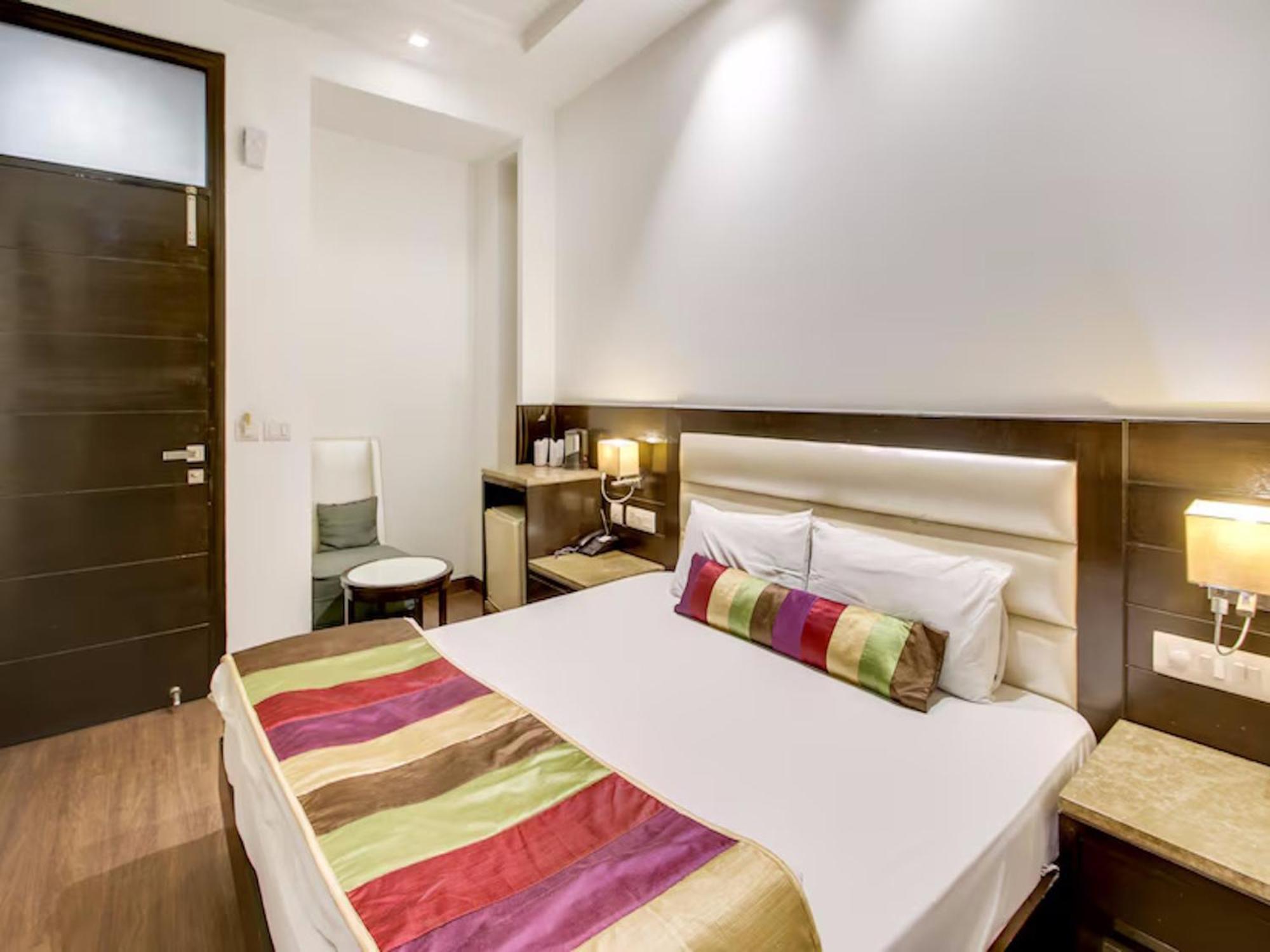 Hotel Chanchal Continental - 02 Mins From New Delhi Railway Station Exterior photo